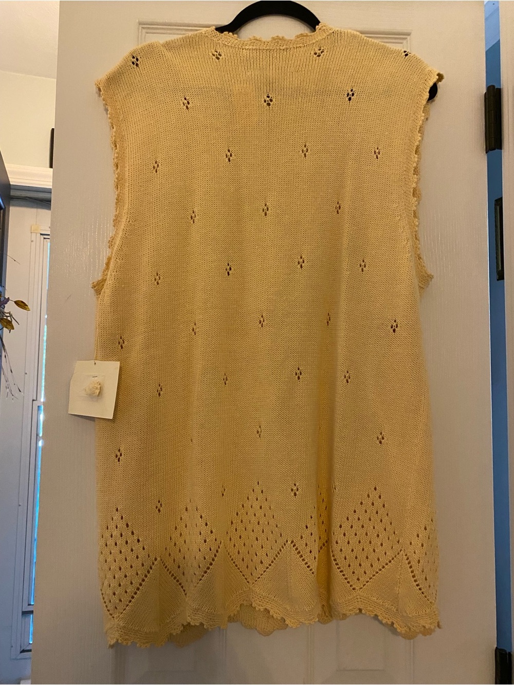 Susan Bristol NWT Large Pale Yellow Embroidered Floral Knit Vest Cottage 90’s - Picture 6 of 9